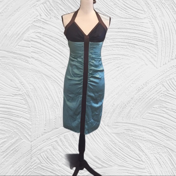 BCBGMaxAzria Dresses & Skirts - BCBG MaxAzaria dress 💕 size 2